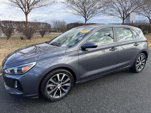 2018 Hyundai Elantra GT Base