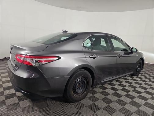 2019 Toyota Camry Hybrid LE