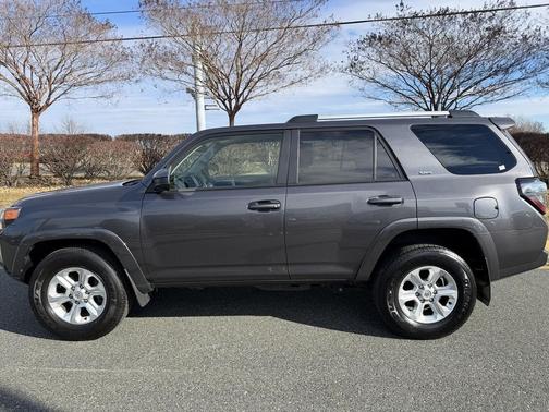 2023 Toyota 4Runner SR5