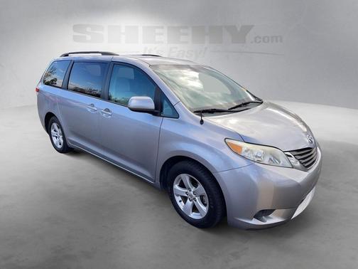 2013 Toyota Sienna LE