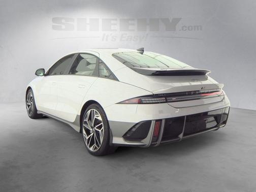 2023 Hyundai IONIQ 6 SEL