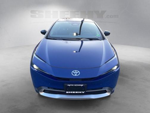 2025 Toyota Prius Plug-In Hybrid SE