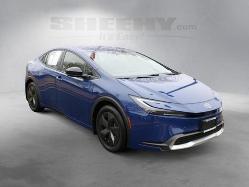 2025 Toyota Prius Plug-In Hybrid SE