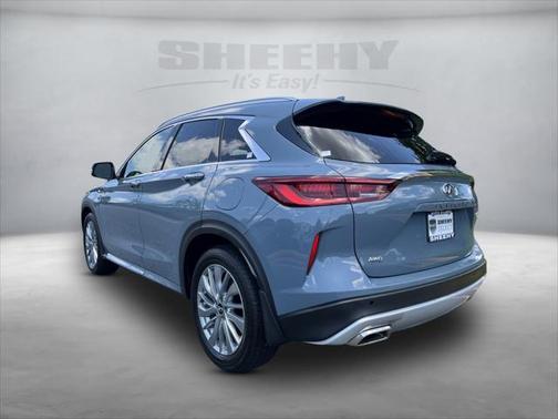 2023 INFINITI QX50 LUXE AWD