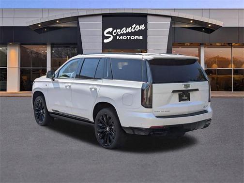 2025 Cadillac Escalade Sport Platinum