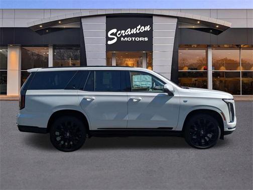 2025 Cadillac Escalade Sport Platinum