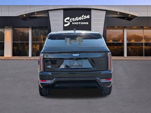 2025 Cadillac Escalade Sport