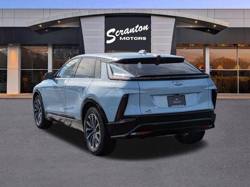 2025 Cadillac LYRIQ Sport w/1SF