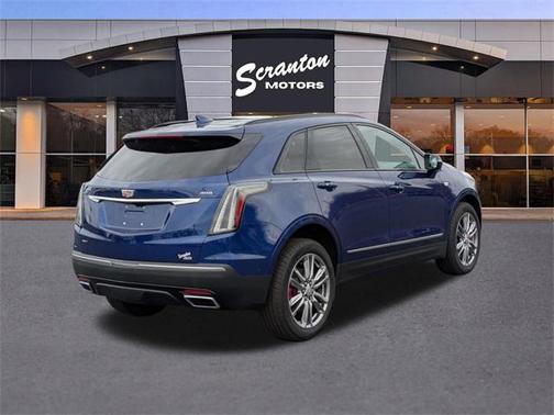 2025 Cadillac XT5 Sport