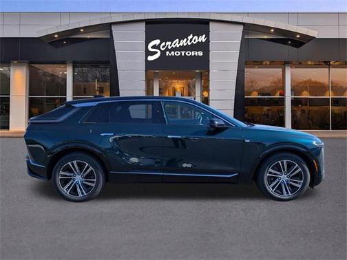 2025 Cadillac LYRIQ Luxury w/1SC