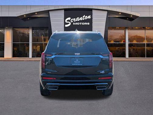 2025 Cadillac XT6 Luxury AWD