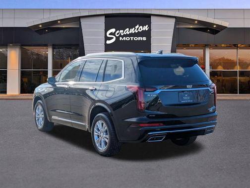 2025 Cadillac XT6 Luxury AWD