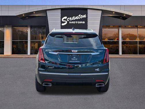 2025 Cadillac XT5 Luxury