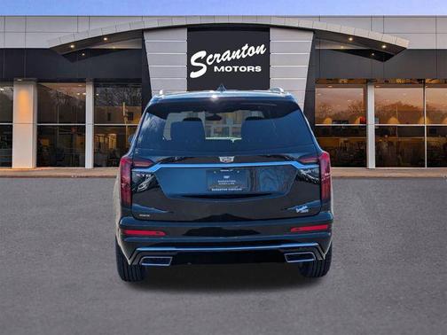 2025 Cadillac XT6 Luxury AWD
