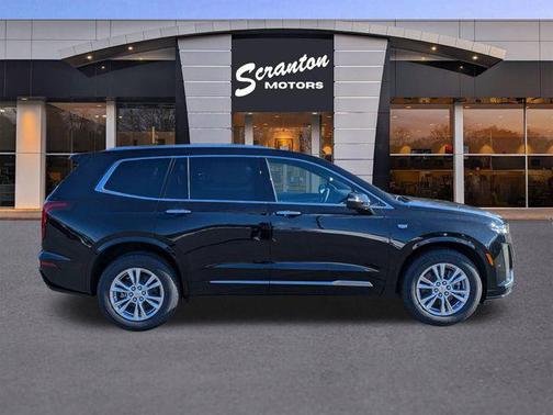 2025 Cadillac XT6 Luxury AWD