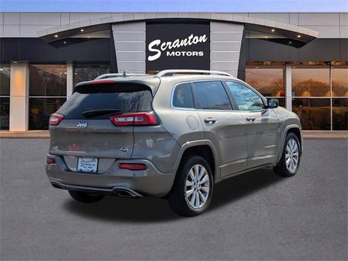 2017 Jeep Cherokee Overland