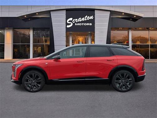 2025 Cadillac OPTIQ Sport