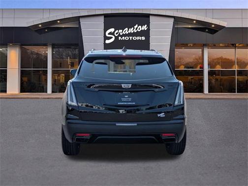 2025 Cadillac XT5 Sport