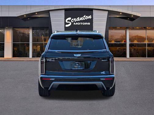 2026 Cadillac VISTIQ Premium Luxury