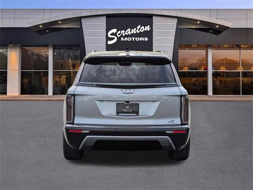 2026 Cadillac VISTIQ Sport