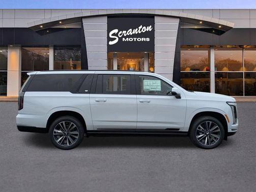 2026 Cadillac Escalade ESV Sport