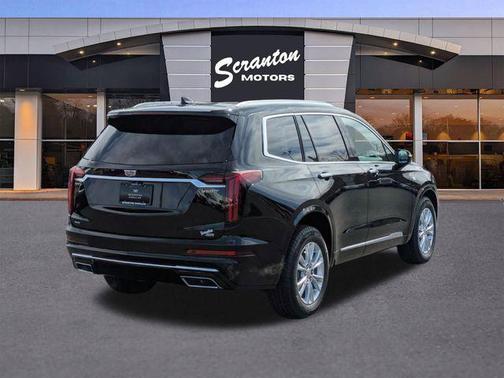 2025 Cadillac XT6 Luxury AWD