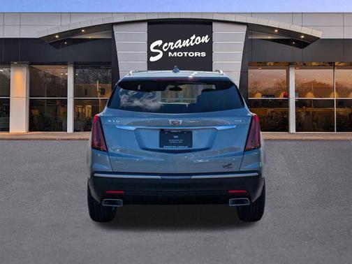 2025 Cadillac XT5 Luxury