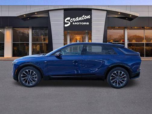 2025 Cadillac LYRIQ Sport w/1SF