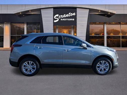 2025 Cadillac XT5 Luxury