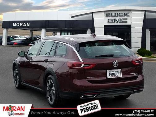 2018 Buick Regal TourX Essence