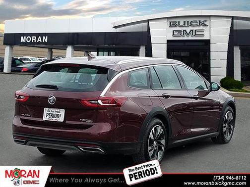 2018 Buick Regal TourX Essence