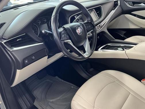 2023 Buick Enclave Essence AWD