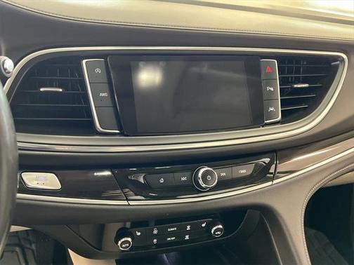2023 Buick Enclave Essence AWD
