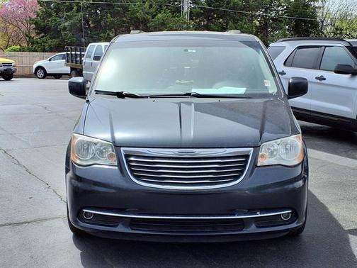 2013 Chrysler Town & Country Touring