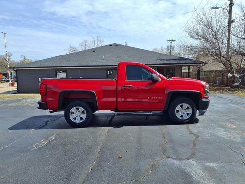 2018 Chevrolet Silverado 1500 WT