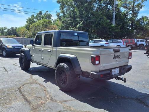 2020 Jeep Gladiator Sport