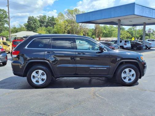 2016 Jeep Grand Cherokee Laredo