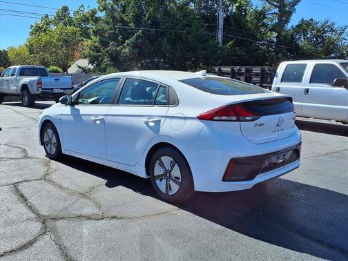 2019 Hyundai IONIQ Hybrid Blue