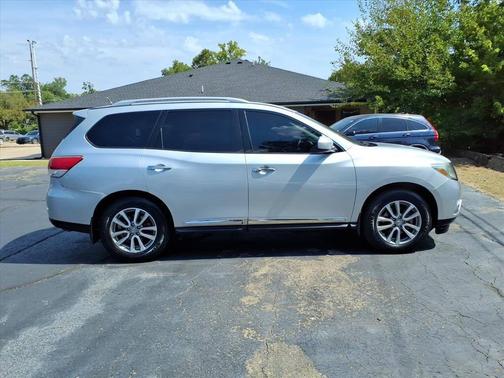 2015 Nissan Pathfinder SL