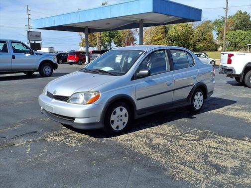 2002 Toyota ECHO Base 4dr Sedan