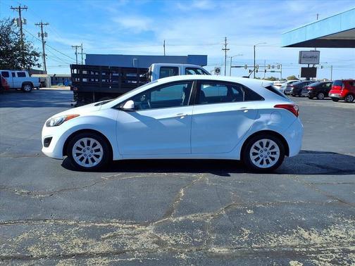 2017 Hyundai Elantra GT Base