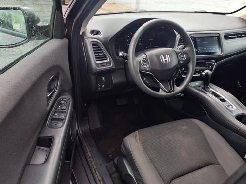 Dk. Gray 2022 Honda HR-V EX