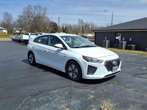 2020 Hyundai IONIQ Hybrid Blue