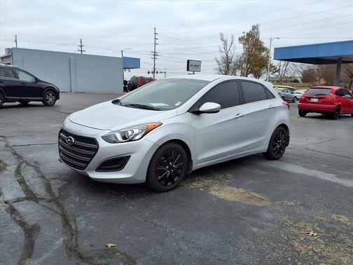 2016 Hyundai Elantra GT Base