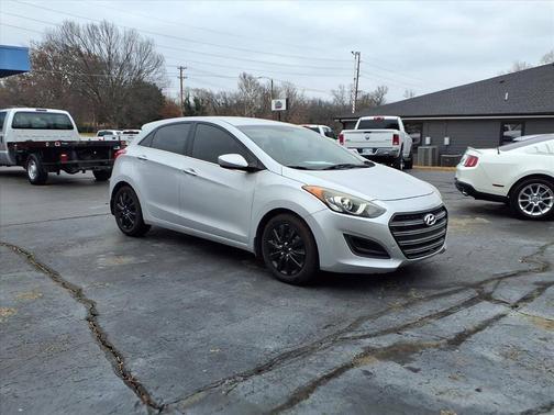 2016 Hyundai Elantra GT Base