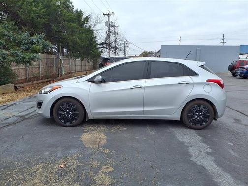 2016 Hyundai Elantra GT Base