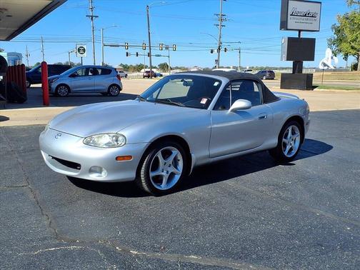 2003 Mazda MX-5 Miata LS 2dr Roadster