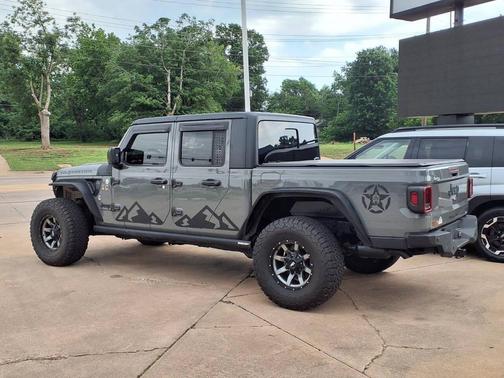 Gray 2020 Jeep Gladiator Sport S
