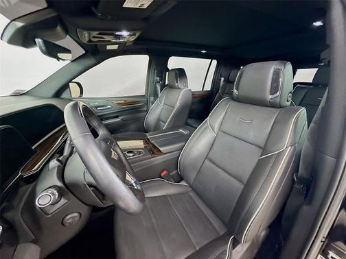 2024 Cadillac Escalade ESV Premium Luxury