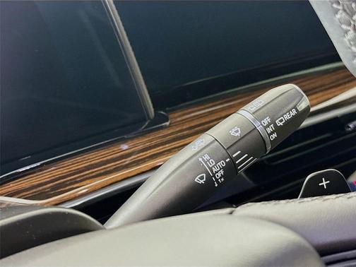 2024 Cadillac Escalade ESV Premium Luxury